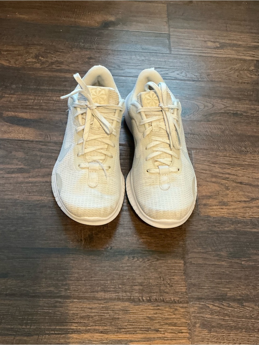 Nike Flex Experience Run 12 White Women’s 7/Walking/Gym/Lightweight